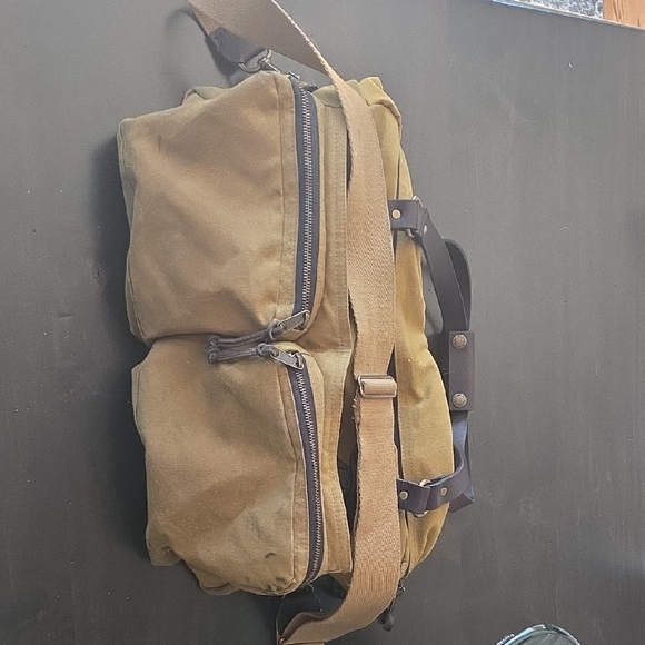 Filson Canvas Duffel Bag with Leather Straps - Picture 1 of 3